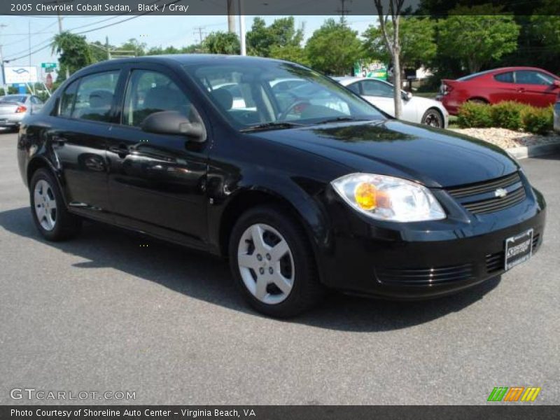 Black / Gray 2005 Chevrolet Cobalt Sedan