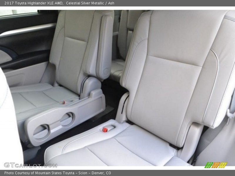 Celestial Silver Metallic / Ash 2017 Toyota Highlander XLE AWD