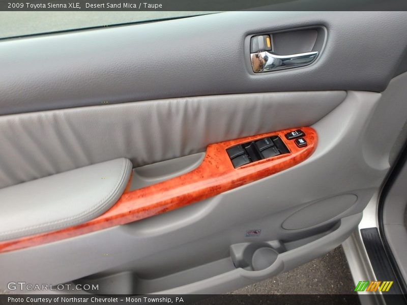 Desert Sand Mica / Taupe 2009 Toyota Sienna XLE