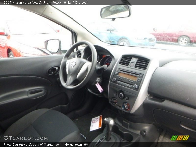Fresh Powder White / Charcoal 2017 Nissan Versa Note S