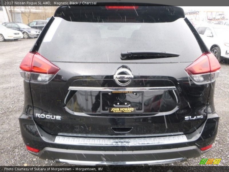 Magnetic Black / Charcoal 2017 Nissan Rogue SL AWD
