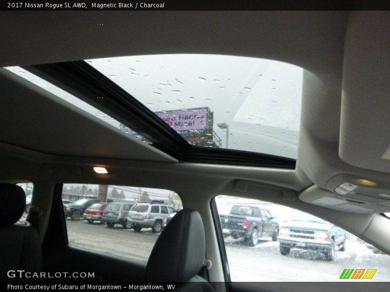 Magnetic Black / Charcoal 2017 Nissan Rogue SL AWD