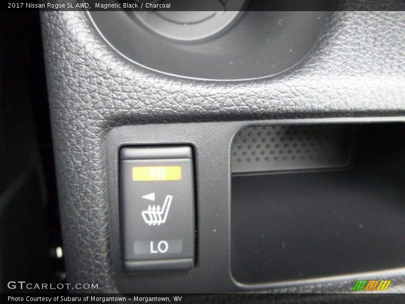 Magnetic Black / Charcoal 2017 Nissan Rogue SL AWD