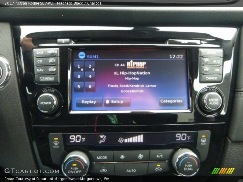 Magnetic Black / Charcoal 2017 Nissan Rogue SL AWD