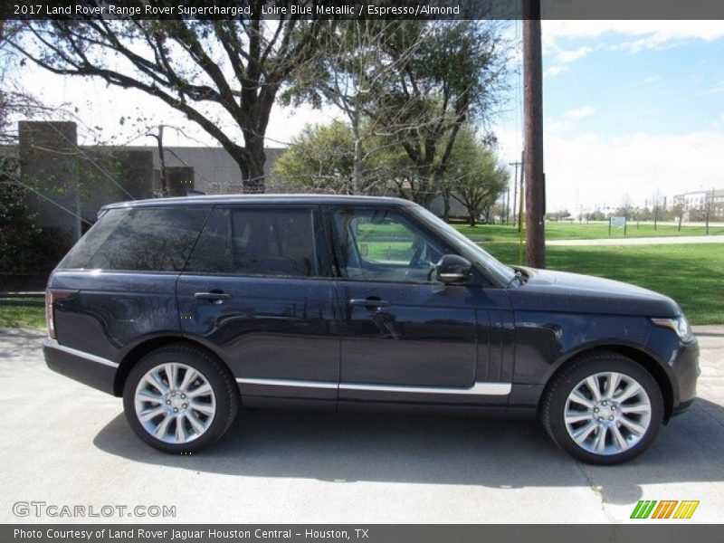 Loire Blue Metallic / Espresso/Almond 2017 Land Rover Range Rover Supercharged