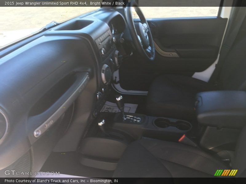 Bright White / Black 2015 Jeep Wrangler Unlimited Sport RHD 4x4