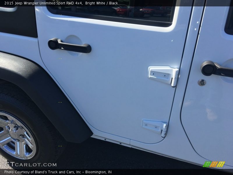 Bright White / Black 2015 Jeep Wrangler Unlimited Sport RHD 4x4