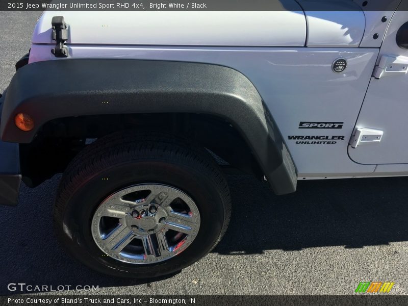 Bright White / Black 2015 Jeep Wrangler Unlimited Sport RHD 4x4