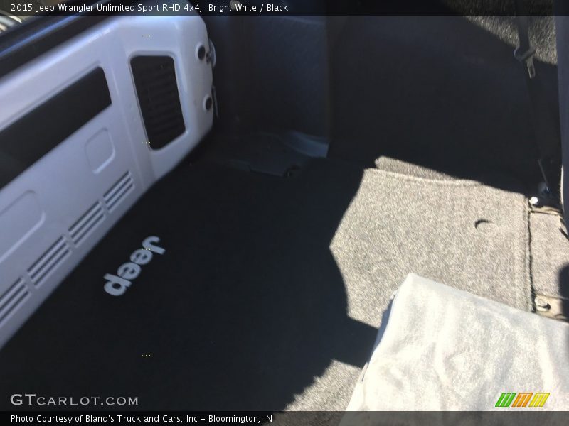 Bright White / Black 2015 Jeep Wrangler Unlimited Sport RHD 4x4