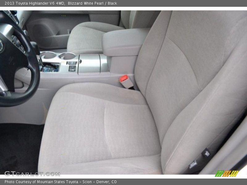 Blizzard White Pearl / Black 2013 Toyota Highlander V6 4WD