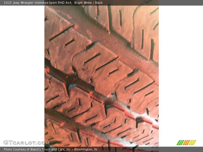 Bright White / Black 2015 Jeep Wrangler Unlimited Sport RHD 4x4