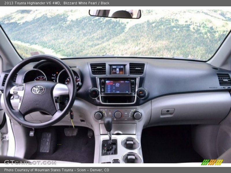 Blizzard White Pearl / Black 2013 Toyota Highlander V6 4WD