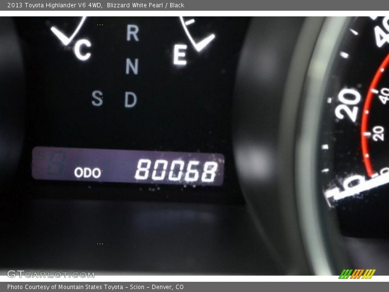 Blizzard White Pearl / Black 2013 Toyota Highlander V6 4WD