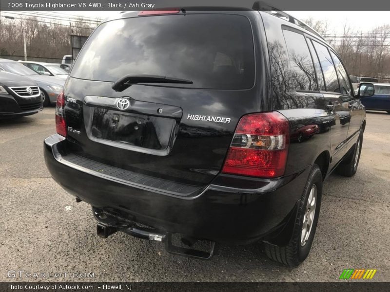 Black / Ash Gray 2006 Toyota Highlander V6 4WD