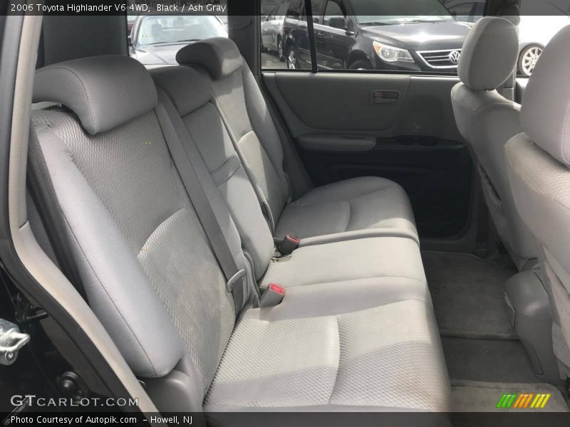 Black / Ash Gray 2006 Toyota Highlander V6 4WD