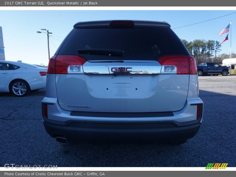 Quicksilver Metallic / Jet Black 2017 GMC Terrain SLE
