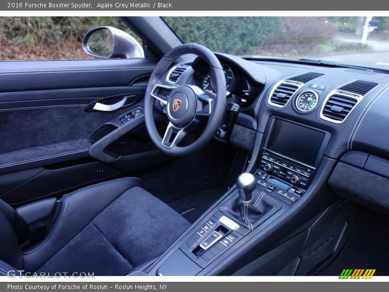 Agate Grey Metallic / Black 2016 Porsche Boxster Spyder