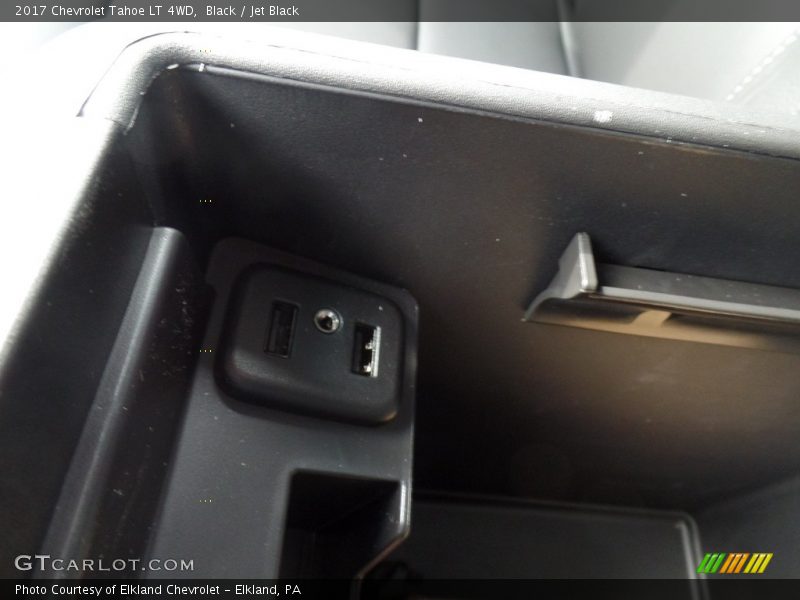 Black / Jet Black 2017 Chevrolet Tahoe LT 4WD