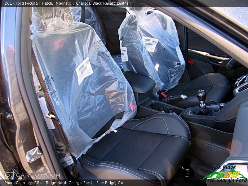 Magnetic / Charcoal Black Recaro Leather 2017 Ford Focus ST Hatch