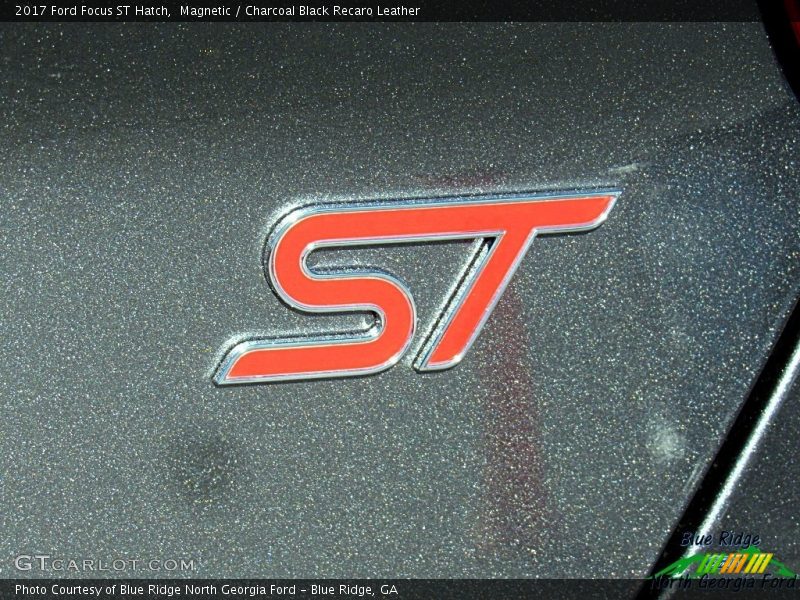  2017 Focus ST Hatch Logo