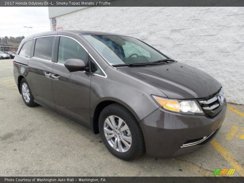Smoky Topaz Metallic / Truffle 2017 Honda Odyssey EX-L