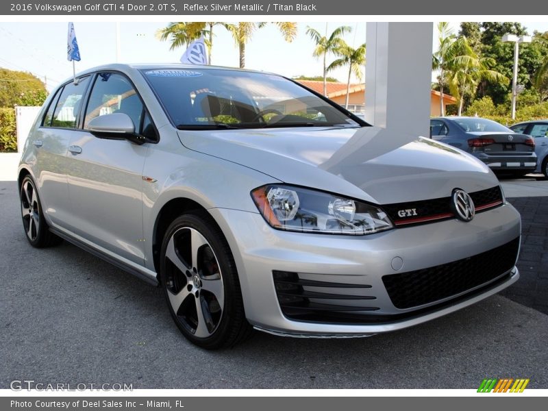 Reflex Silver Metallic / Titan Black 2016 Volkswagen Golf GTI 4 Door 2.0T S