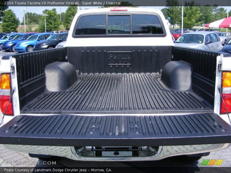 Super White / Charcoal 2004 Toyota Tacoma V6 PreRunner Xtracab