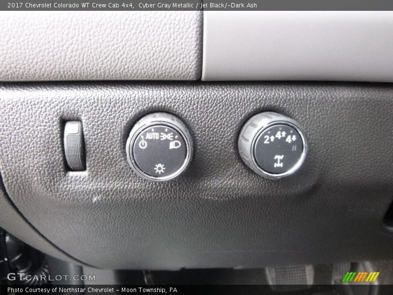 Cyber Gray Metallic / Jet Black/­Dark Ash 2017 Chevrolet Colorado WT Crew Cab 4x4