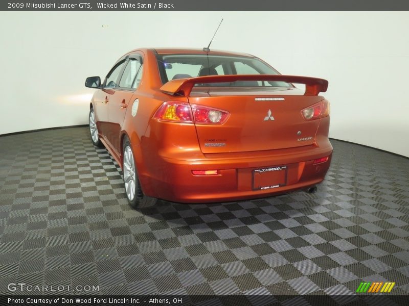 Wicked White Satin / Black 2009 Mitsubishi Lancer GTS