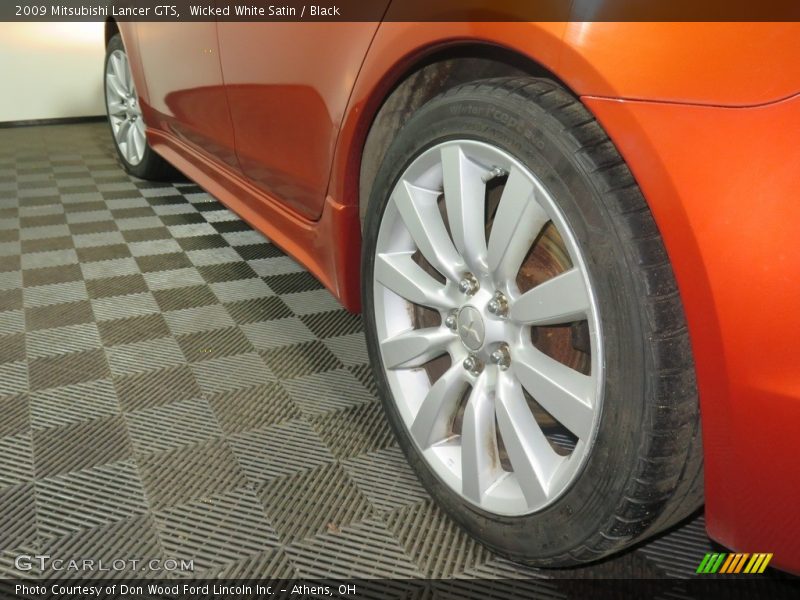 Wicked White Satin / Black 2009 Mitsubishi Lancer GTS