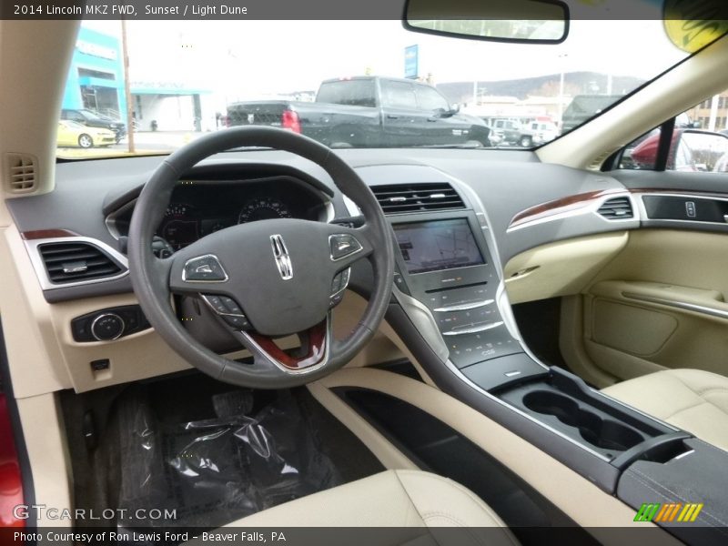 Sunset / Light Dune 2014 Lincoln MKZ FWD