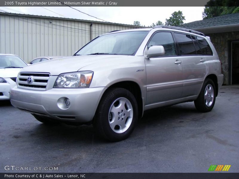 Millenium Silver Metallic / Gray 2005 Toyota Highlander Limited