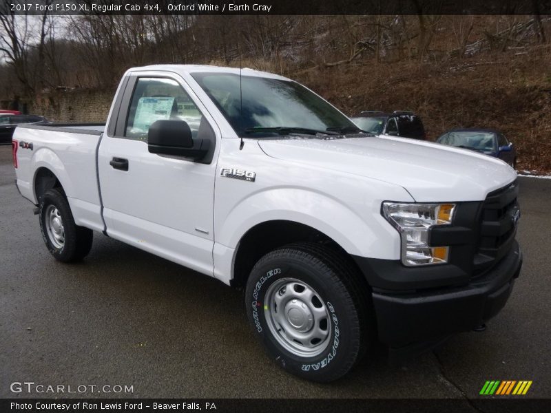 Front 3/4 View of 2017 F150 XL Regular Cab 4x4