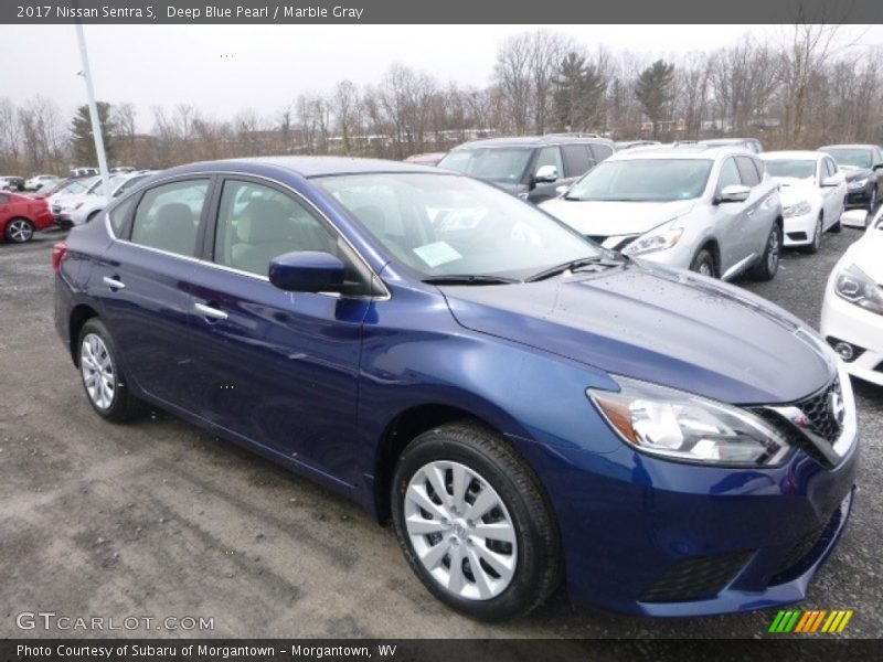 Front 3/4 View of 2017 Sentra S