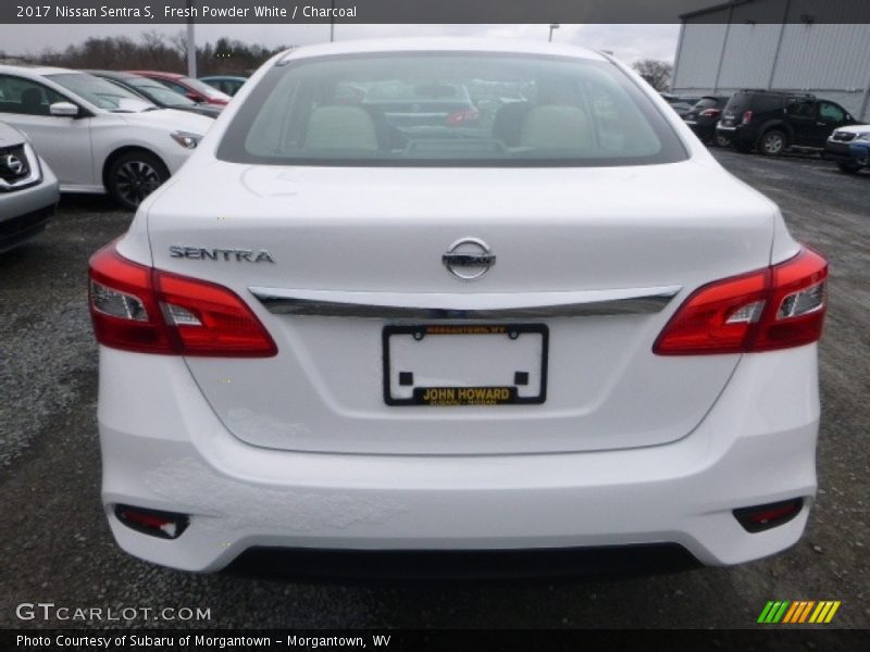 Fresh Powder White / Charcoal 2017 Nissan Sentra S