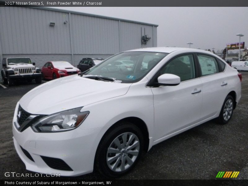 Fresh Powder White / Charcoal 2017 Nissan Sentra S