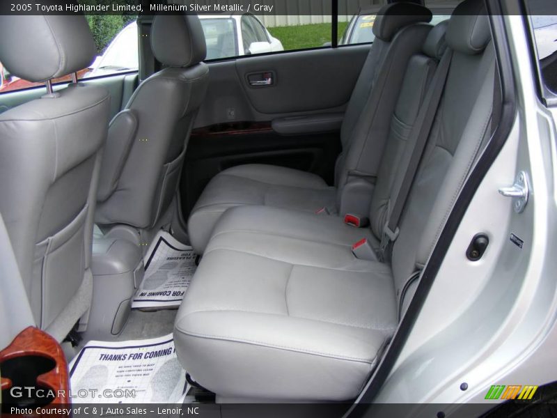 Millenium Silver Metallic / Gray 2005 Toyota Highlander Limited
