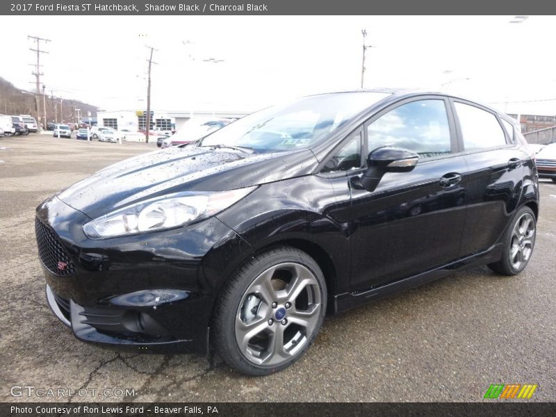 Front 3/4 View of 2017 Fiesta ST Hatchback