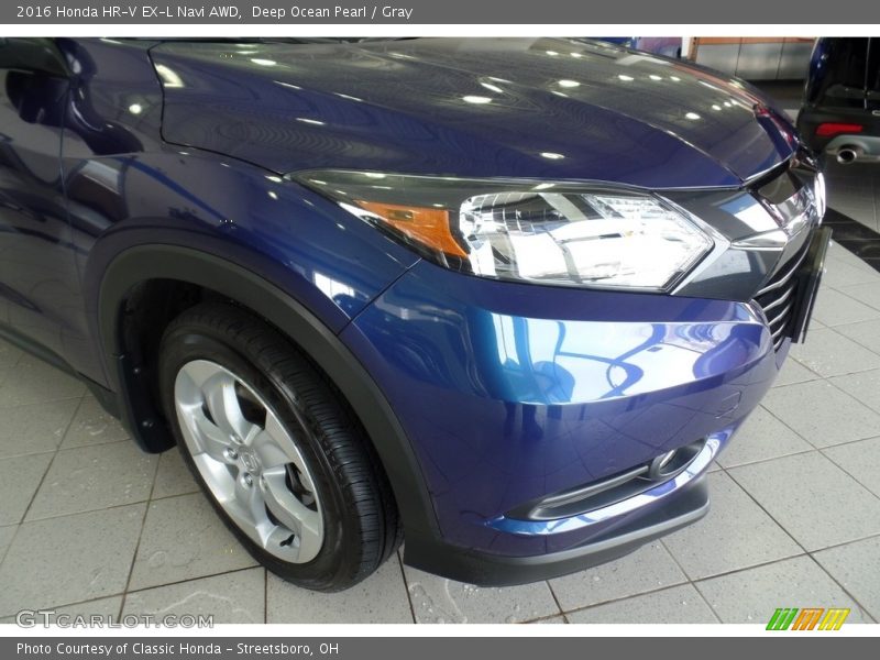 Deep Ocean Pearl / Gray 2016 Honda HR-V EX-L Navi AWD