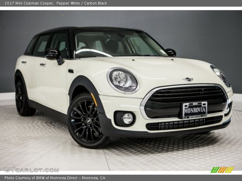 Pepper White / Carbon Black 2017 Mini Clubman Cooper
