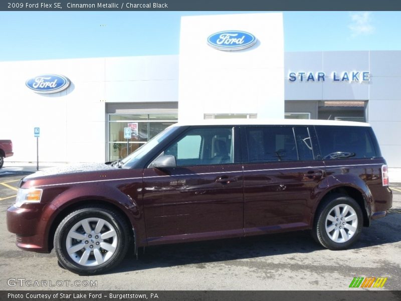 Cinnamon Metallic / Charcoal Black 2009 Ford Flex SE