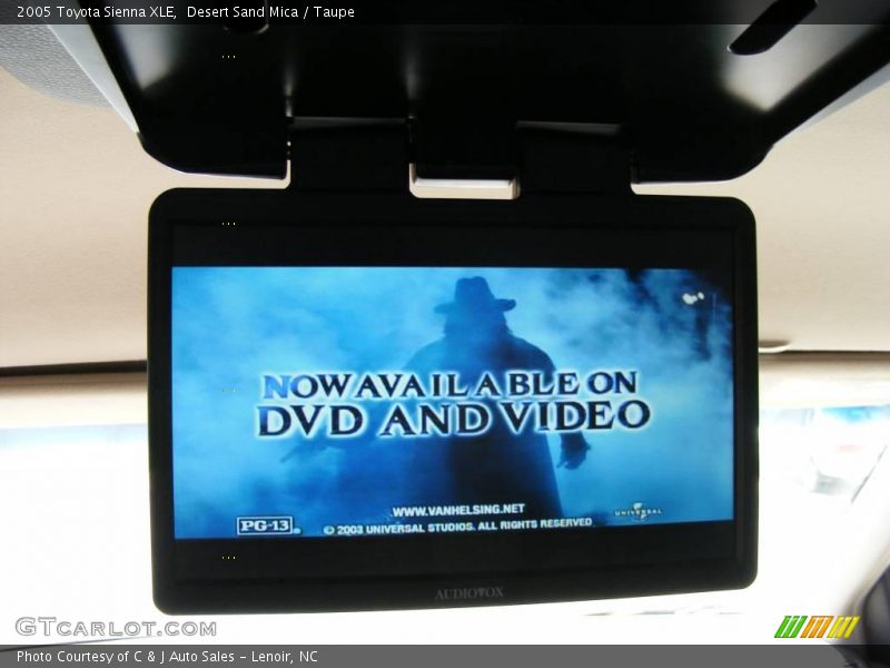 Desert Sand Mica / Taupe 2005 Toyota Sienna XLE