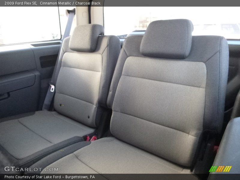 Cinnamon Metallic / Charcoal Black 2009 Ford Flex SE