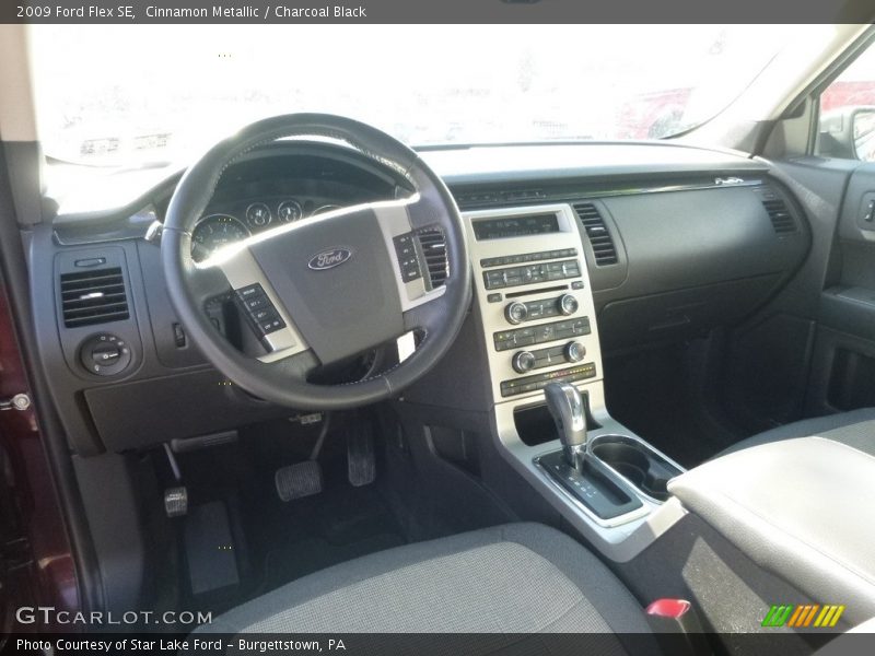 Cinnamon Metallic / Charcoal Black 2009 Ford Flex SE