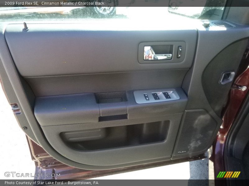 Cinnamon Metallic / Charcoal Black 2009 Ford Flex SE