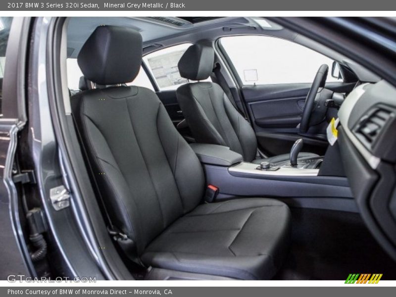 Mineral Grey Metallic / Black 2017 BMW 3 Series 320i Sedan