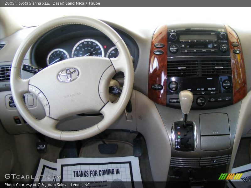 Desert Sand Mica / Taupe 2005 Toyota Sienna XLE