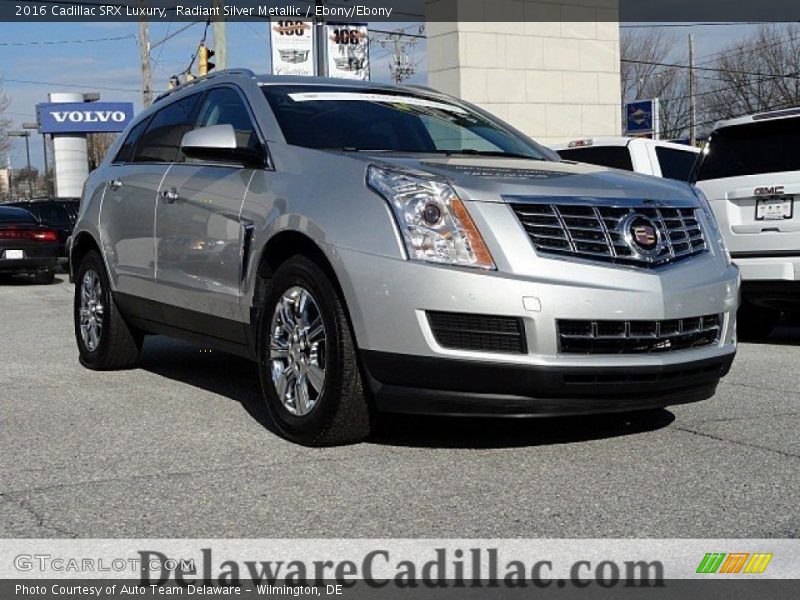 Radiant Silver Metallic / Ebony/Ebony 2016 Cadillac SRX Luxury