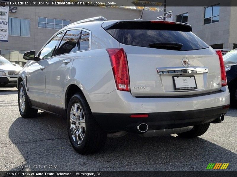Radiant Silver Metallic / Ebony/Ebony 2016 Cadillac SRX Luxury