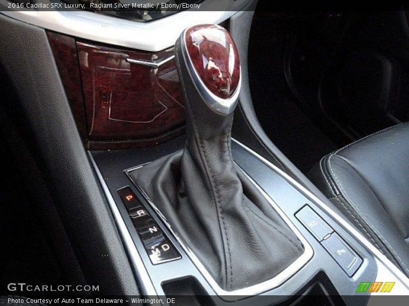 Radiant Silver Metallic / Ebony/Ebony 2016 Cadillac SRX Luxury